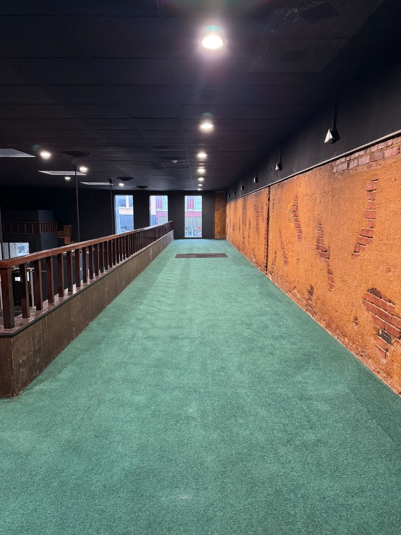 Long upper-level gathering space